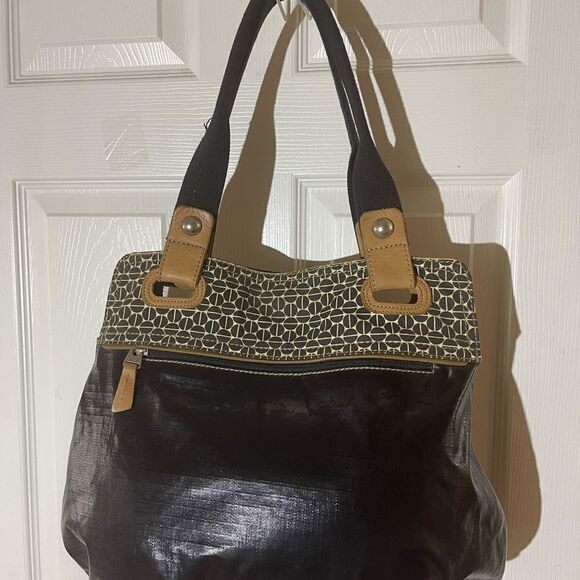 Fossil Key-Per Coated canvas black tan leather trim medium Shoulder . - Picture 2 of 11